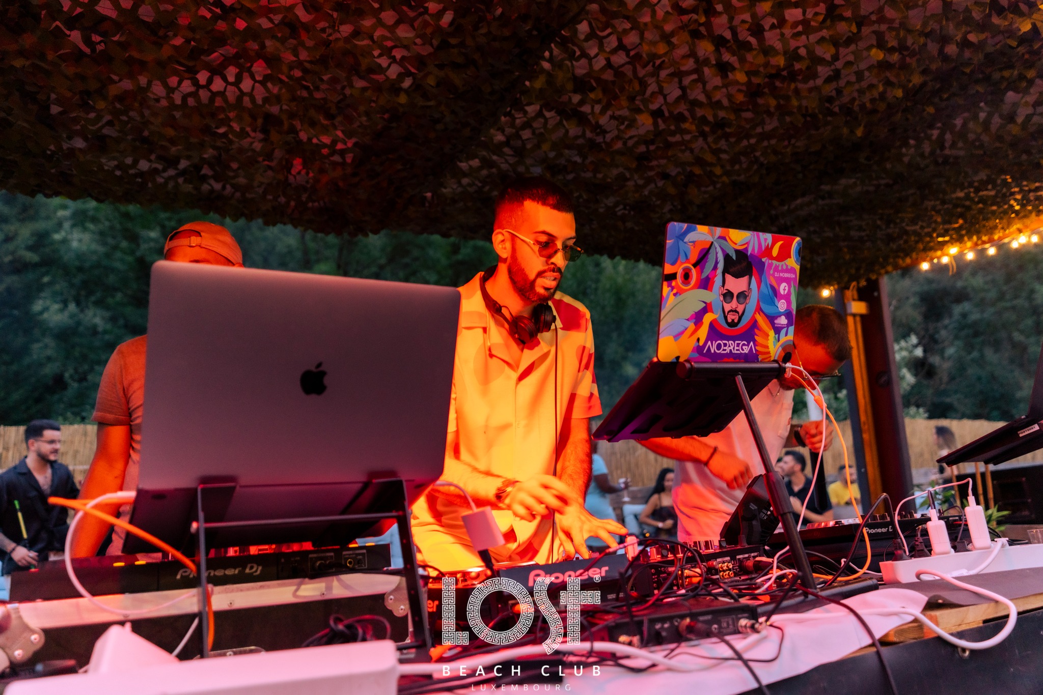 AFROBEACH DJ